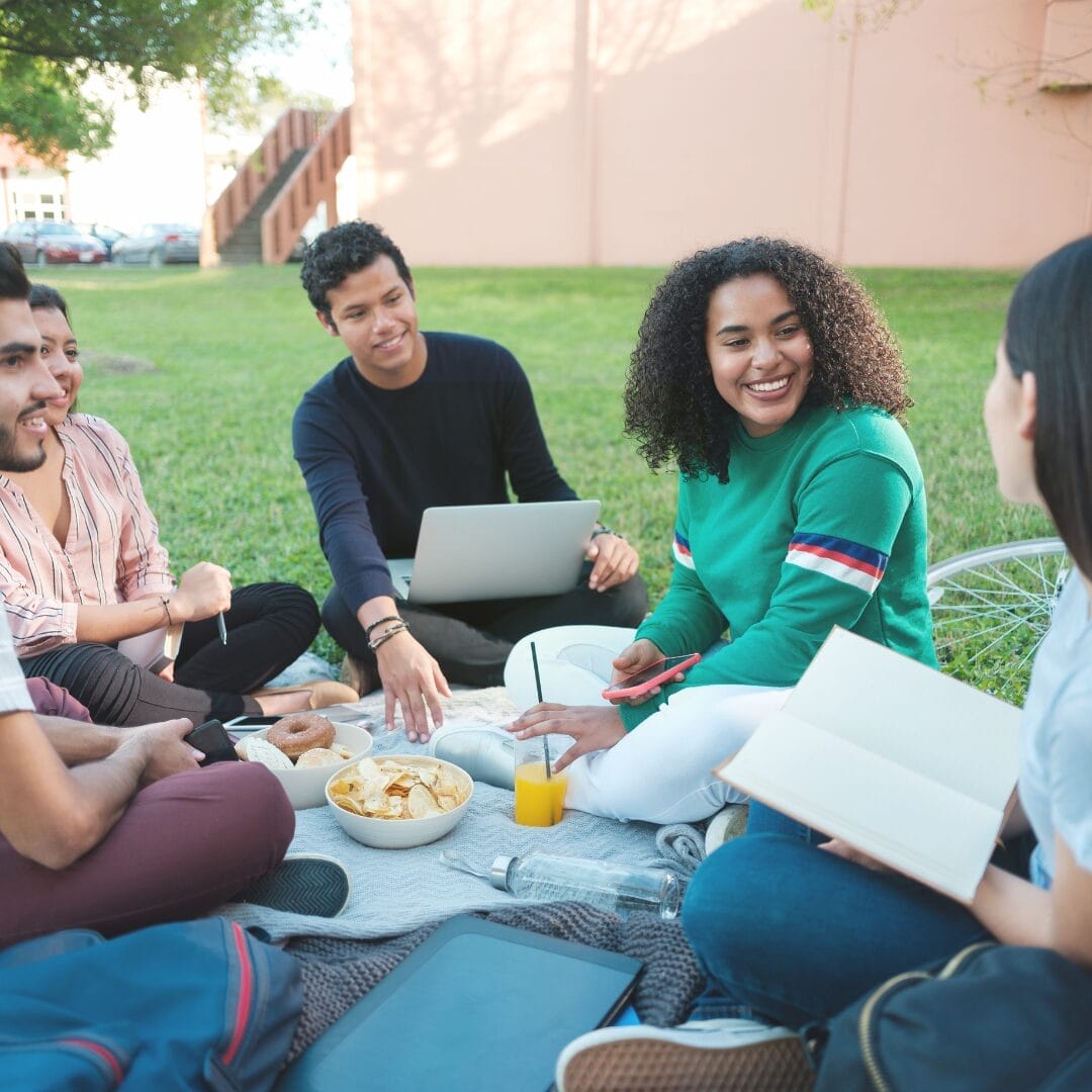 Early Signs and Warning Signs of Eating Disorders (For College Students)